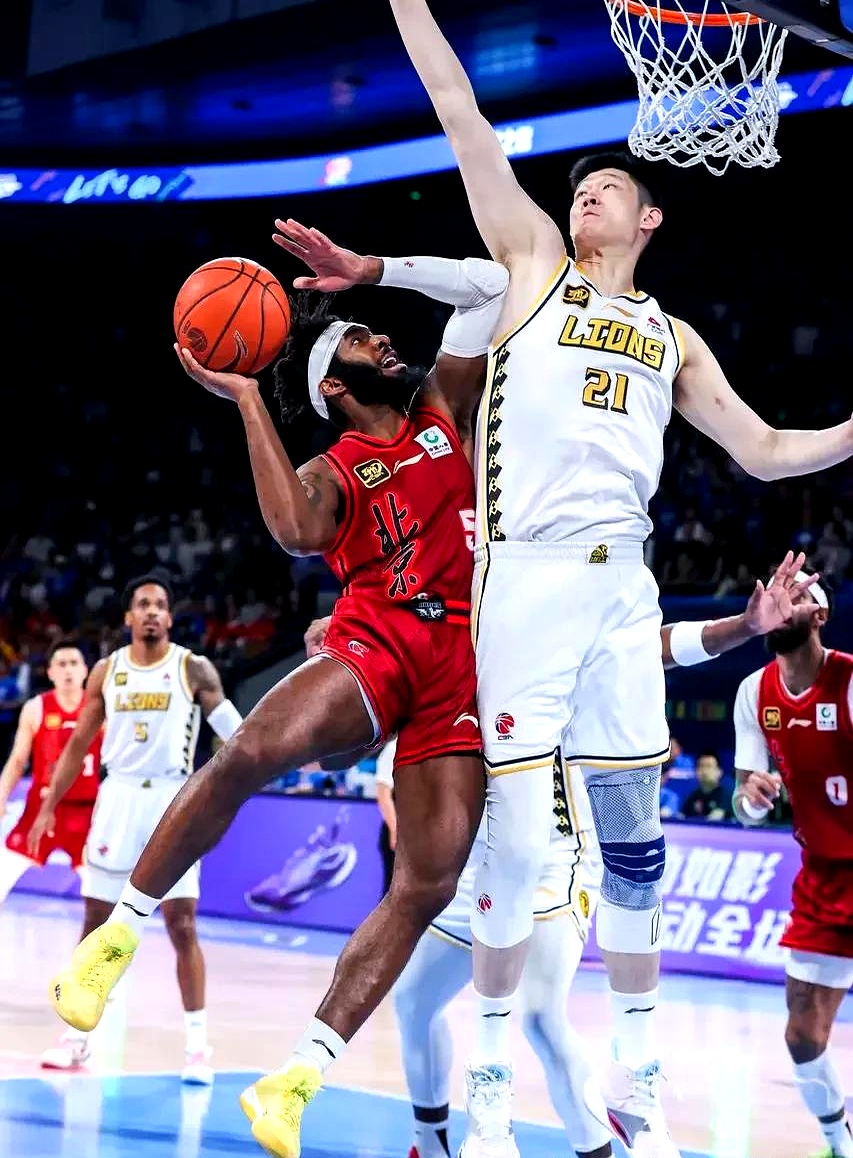 关键时刻国王杯焦点战，广厦男篮造点机会，媒体盛赞，年轻球员得到机会的简单介绍