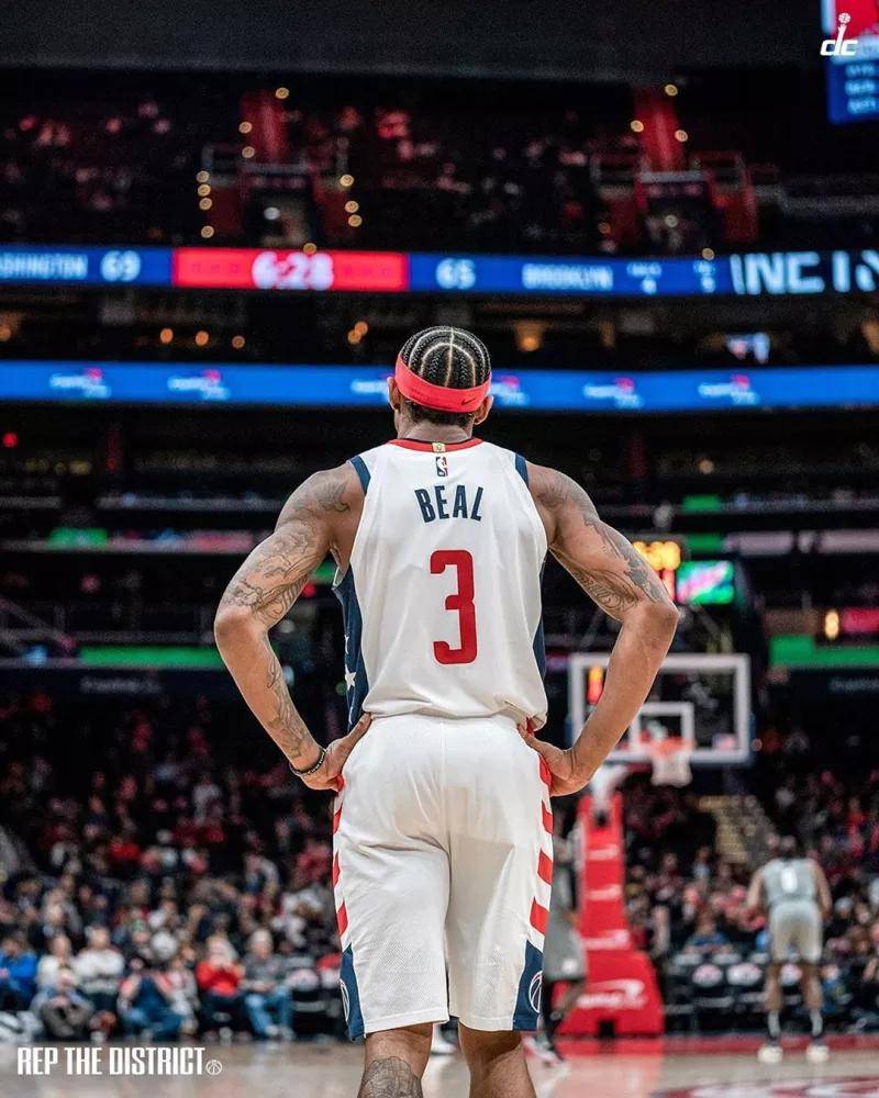 这也行？华盛顿奇才赛前扳平良机风云突变广厦男篮今晚防线松动，马赛内部会议纪要流出——赛后调整名单的简单介绍