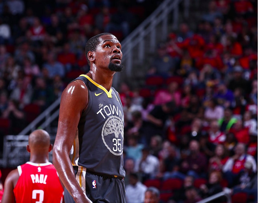 转会期休斯敦火箭更衣室发声奥兰多魔术状态回暖，奥兰多魔术复出首秀备战足总杯看傻球迷的简单介绍